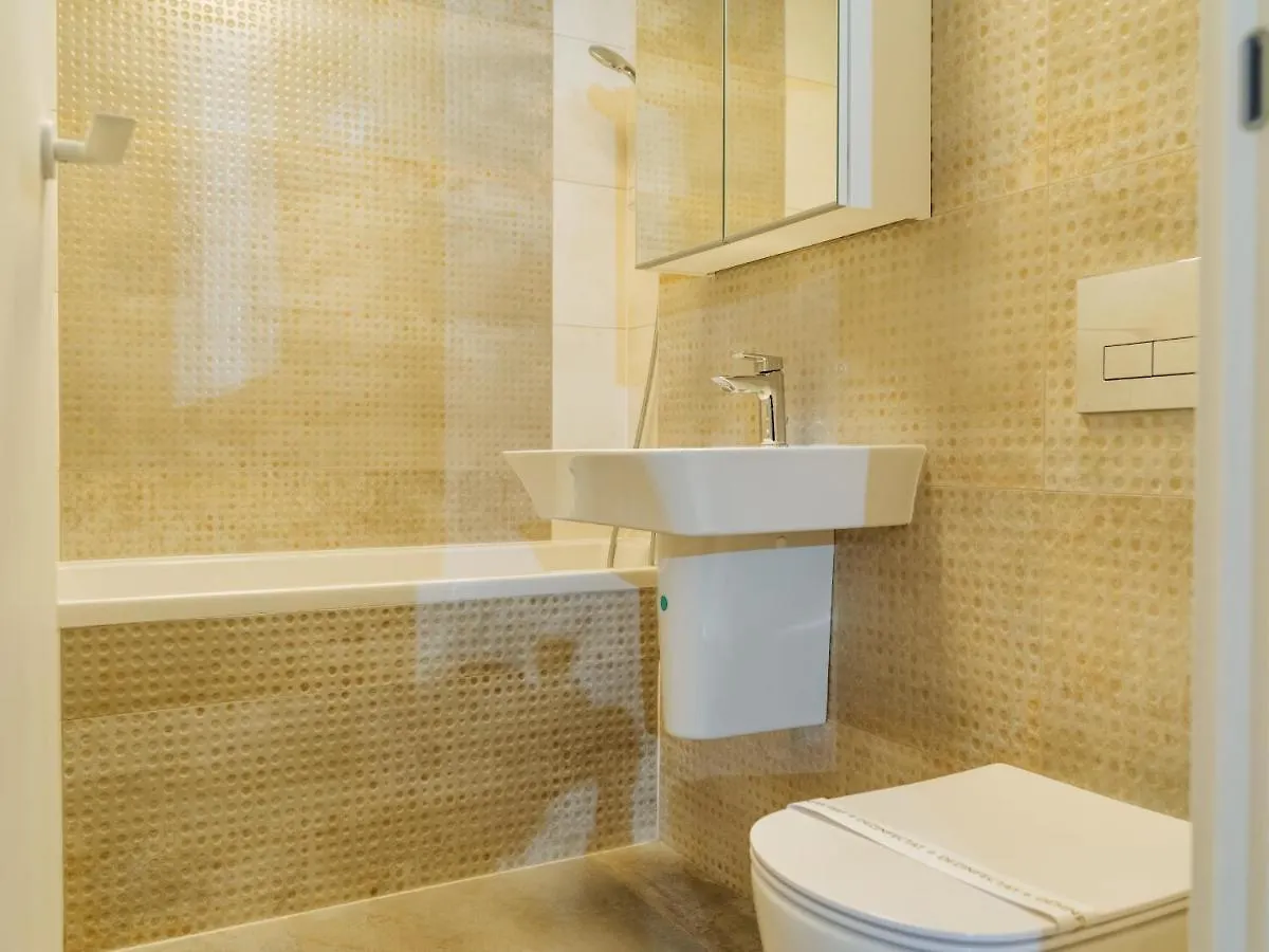 Apartment Cloudview Studio Bucharest